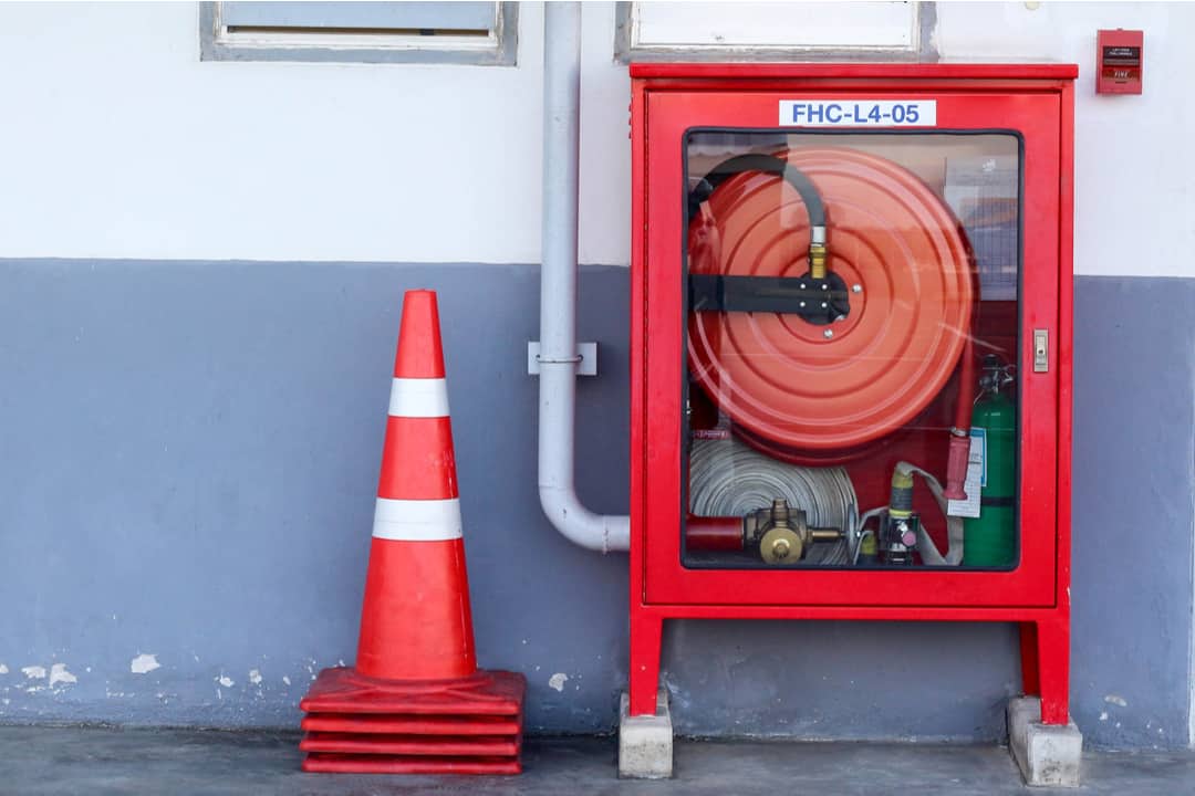 Fire hydrant and fire hose reel cabinet